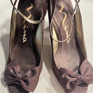 Nina Women's Chocolate Bow Peep-Toe Heels